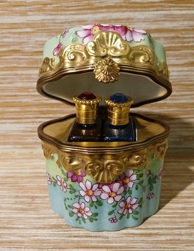Very pretty handpainted - pretty,