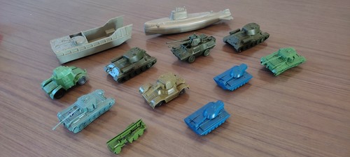 Mezzi militari plastica - mezzi,