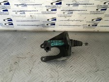RICAMBI USATI POMPA FRIZIONE RENAULT Master 4° Serie  2012 2300 Diesel M9 116062