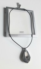 SWATCH: COLLANA "BEND SIGN"