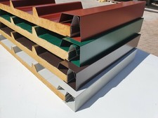 Scossalina laterale per pannelli coibentati da copertura 