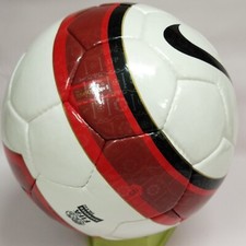 Pallone da calcio NIKE T90