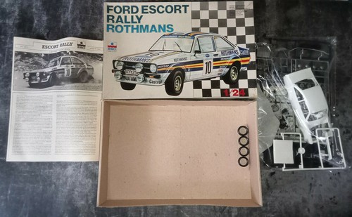Maquette esci ford escort - maquette,