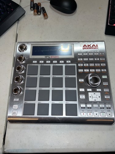 Akai mpc studio - akai,