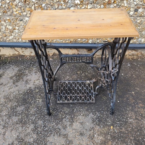 Antica base tavolo macchina - , da