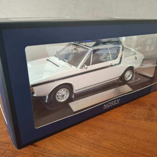 Renault gordini blanche - 17,