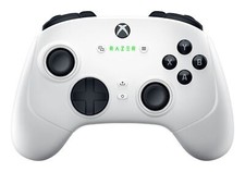 Razer Wolverine V3 Pro Weiß