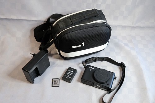 Fotocamera compatta mirrorless - compatta,