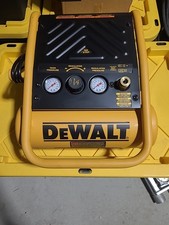 DEWALT Compressore d'aria, 135 PSI Max, 1 gallone (D55140), Giallo-Raro-