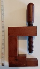 ANTICO PICCOLO MORSETTO IN LEGNO (DA FALEGNAME) MOLTO BELLO VEDI...