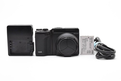 Fotocamera digitale compatta