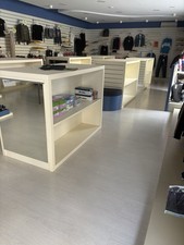 Arredamento negozio