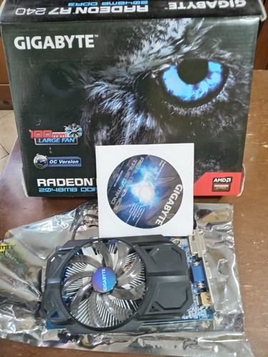 Scheda video 2gb - 2gb, gigabyte