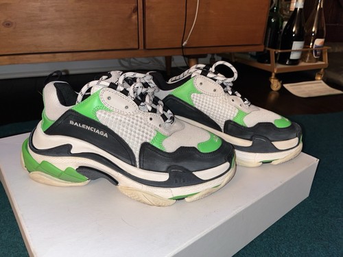 Balenciaga triple verde - balenciaga,