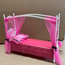 Ricambio letto e cuscino