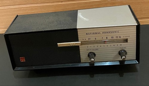 Radio transistor national - a,
