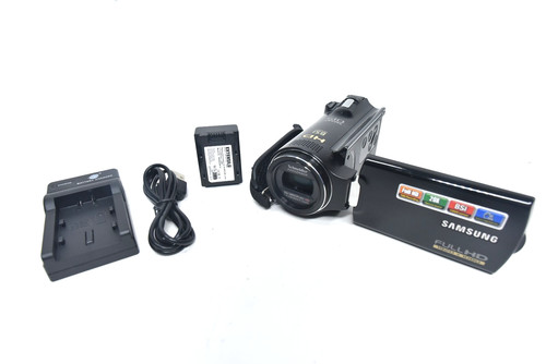 Videocamera portatile alta - portatile, ad