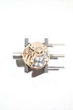 Omega 285 - Movement