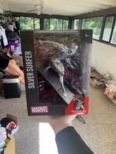 Statua Silver Surfer Mcfarlane