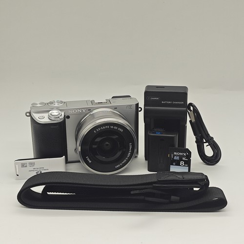 Fotocamera digitale sony - digitale, alpha