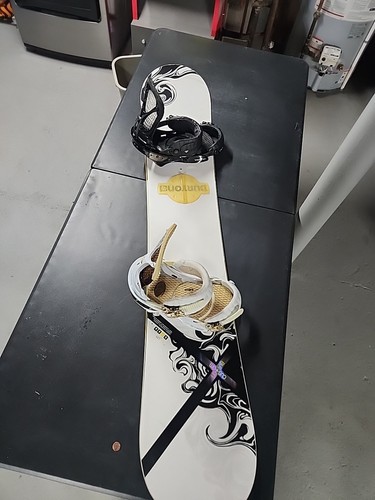 Burton snowboard - burton,