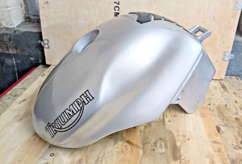 Top triumph daytona 955i - daytona,