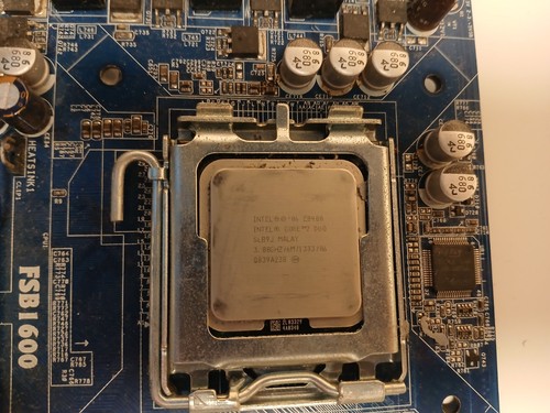 Asrock 4core1600 glan intel - asrock,