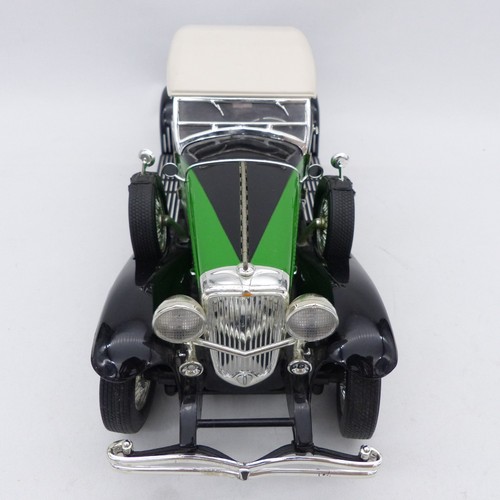 Signature models 18 - models, 1:18