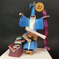 Disney Sketchbook Ornamento Merlino Spada nella Pietra Eredità Figura Statua Mago