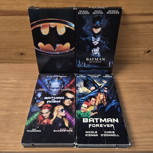 Batman returns - returns,,