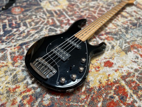 Musicman stingray basso - hs,