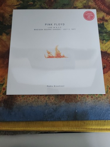 Pink floyd live nyc - pink,