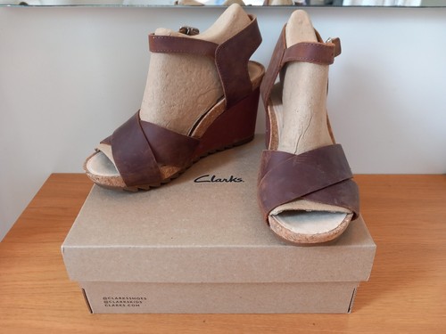 Sandali zeppa cuoio clarks - cuoio,
