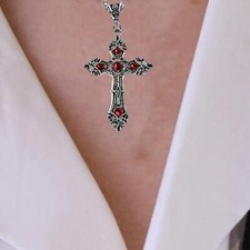 Collana con ciondolo a forma