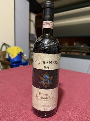 Brunello montalcino vino - di,