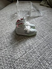 Labubu Accessori Nike Air