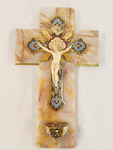 Grand benitier crucifix - crucifix, mural
