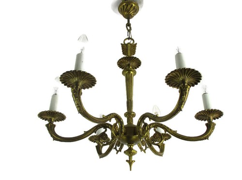 Impressionante lampadario - impressionante,