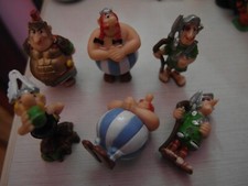 Asterix e Romans 2000 collezione figure sorpresine 7 pezzi rari svendita kinder
