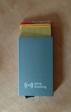 Custodia Rigida 6 Carte RFID