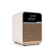 Radio Ruark Audio R1 MK4 con