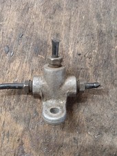 OEM Mercedes R107 W107 Rear Brake Line Splitter 74-80 450sl 450slc (83)