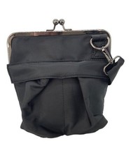 Borsa a tracolla Ground Y nera chiusura argento usata