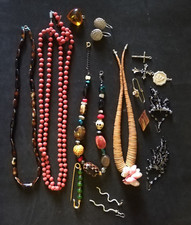 Lotto bigiotteria collane, bracciali, orecchini, ciondoli, spille, Vintage