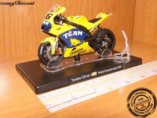 Yamaha yzr 18 valentino - yzr-m1, 1/18