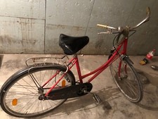 Bici donna rossa con