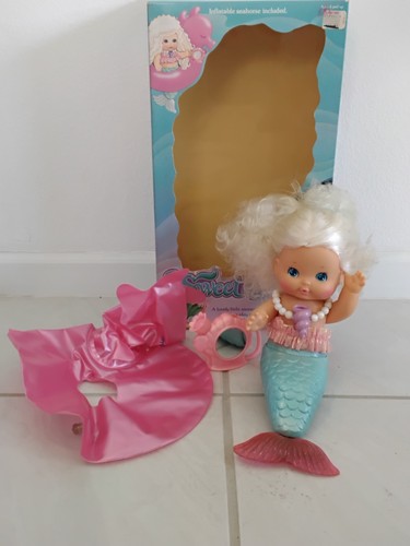 Bambola sirena dolce mare