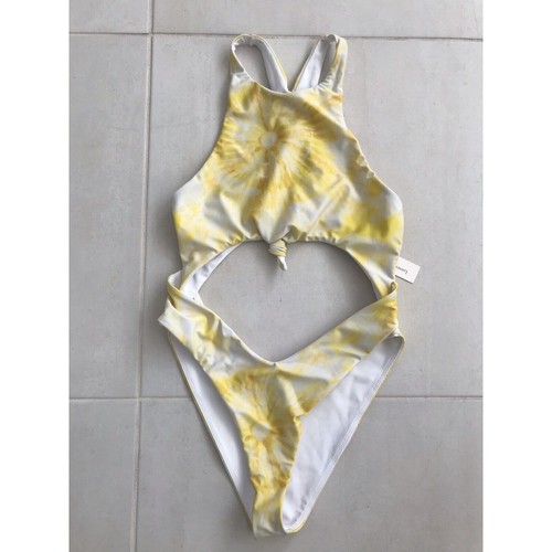 Lovers friends swim women - lovers, s