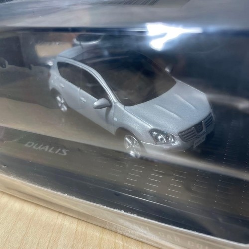 Mini auto kyosho nissan dualis - mini,