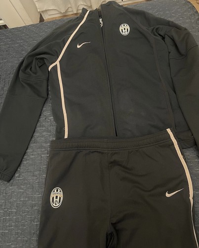 Juventus italien tracksuit - juventus,
